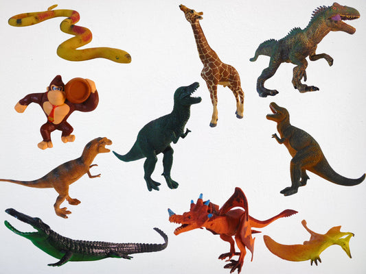 10 Premium Animal Figures Set - Crocodile, Snake, Dinosaur, Giraffe & More