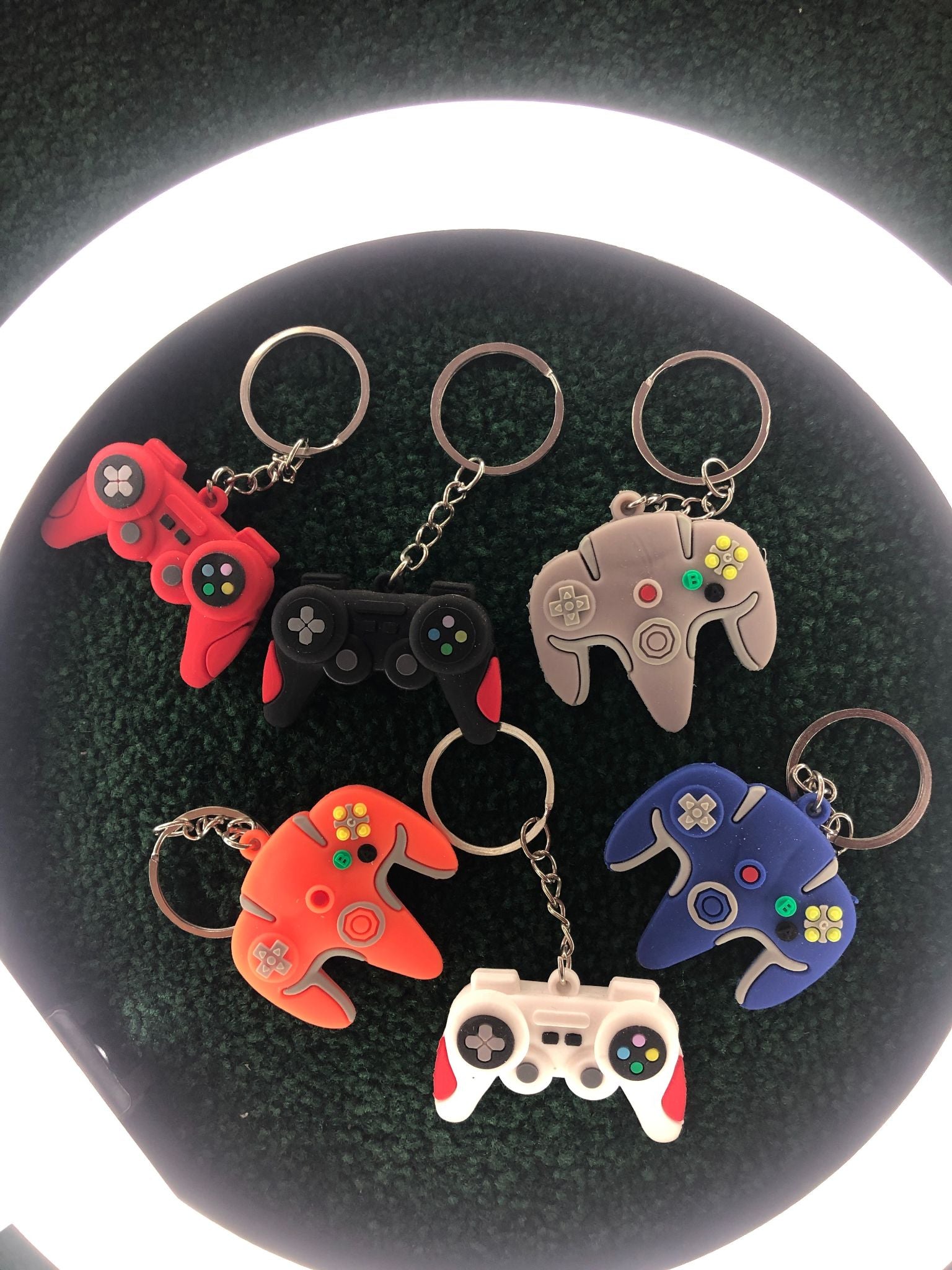 Game Controller Keychain – Cool Gaming Accessory & Gift ToyWinkle Toys