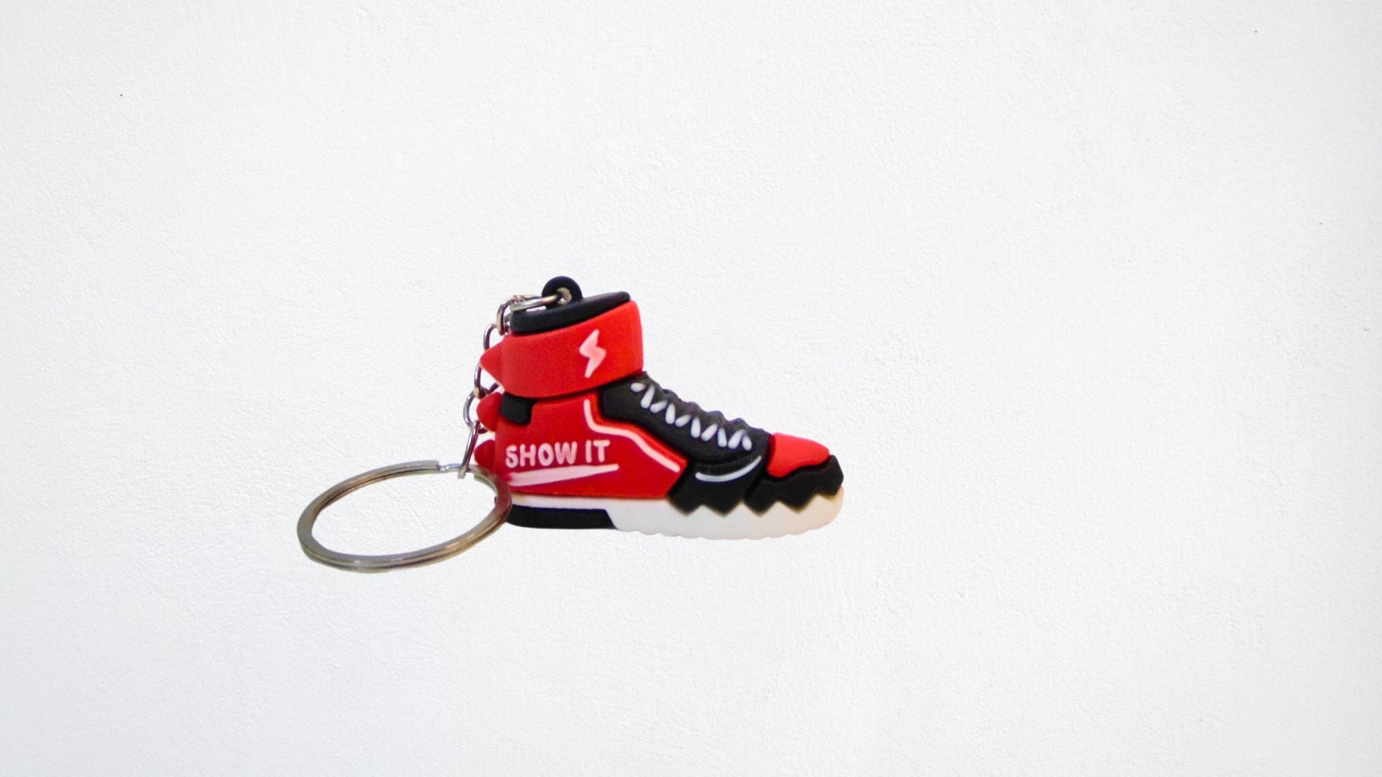 Sneaker Shoes Keychain – Multicolor Mini Shoe | Collectible Keyring ToyWinkle Toys