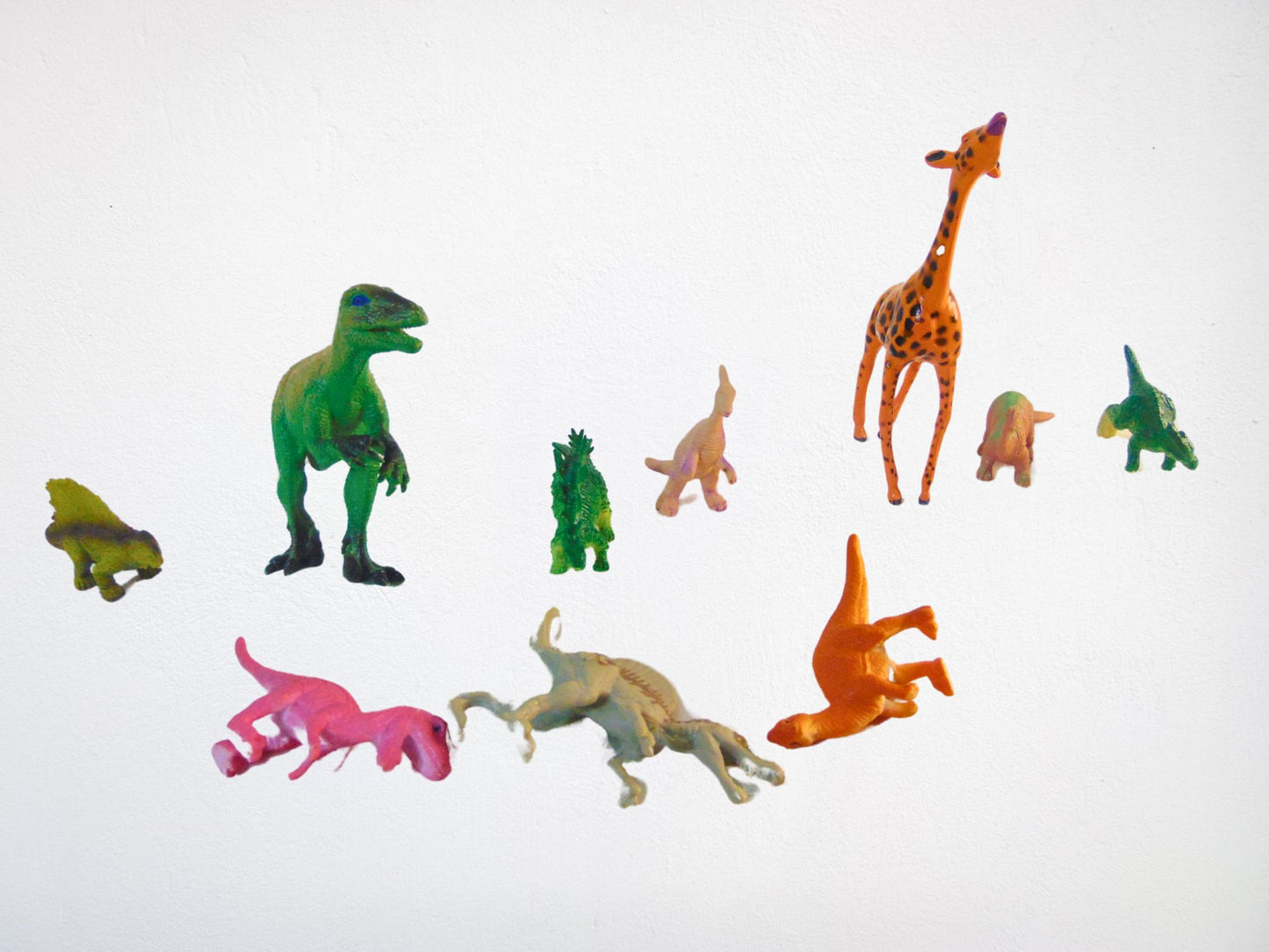 50 Premium Animal Figures Set - Dinosaurs, Snake, Spider, Frog & More