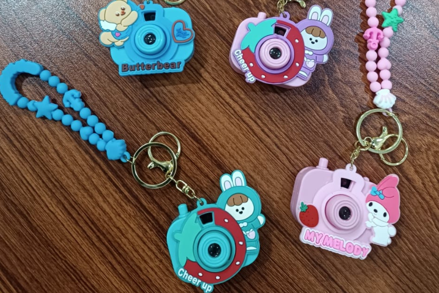 Camera Keychain Toy – Cute Mini Toy with Anime Projection & Strap