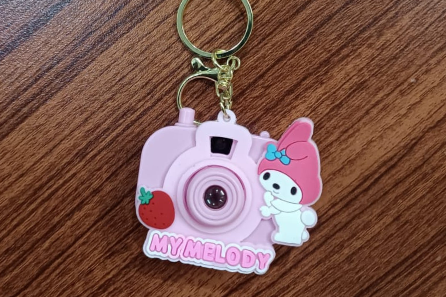 Camera Keychain Toy – Cute Mini Toy with Anime Projection & Strap