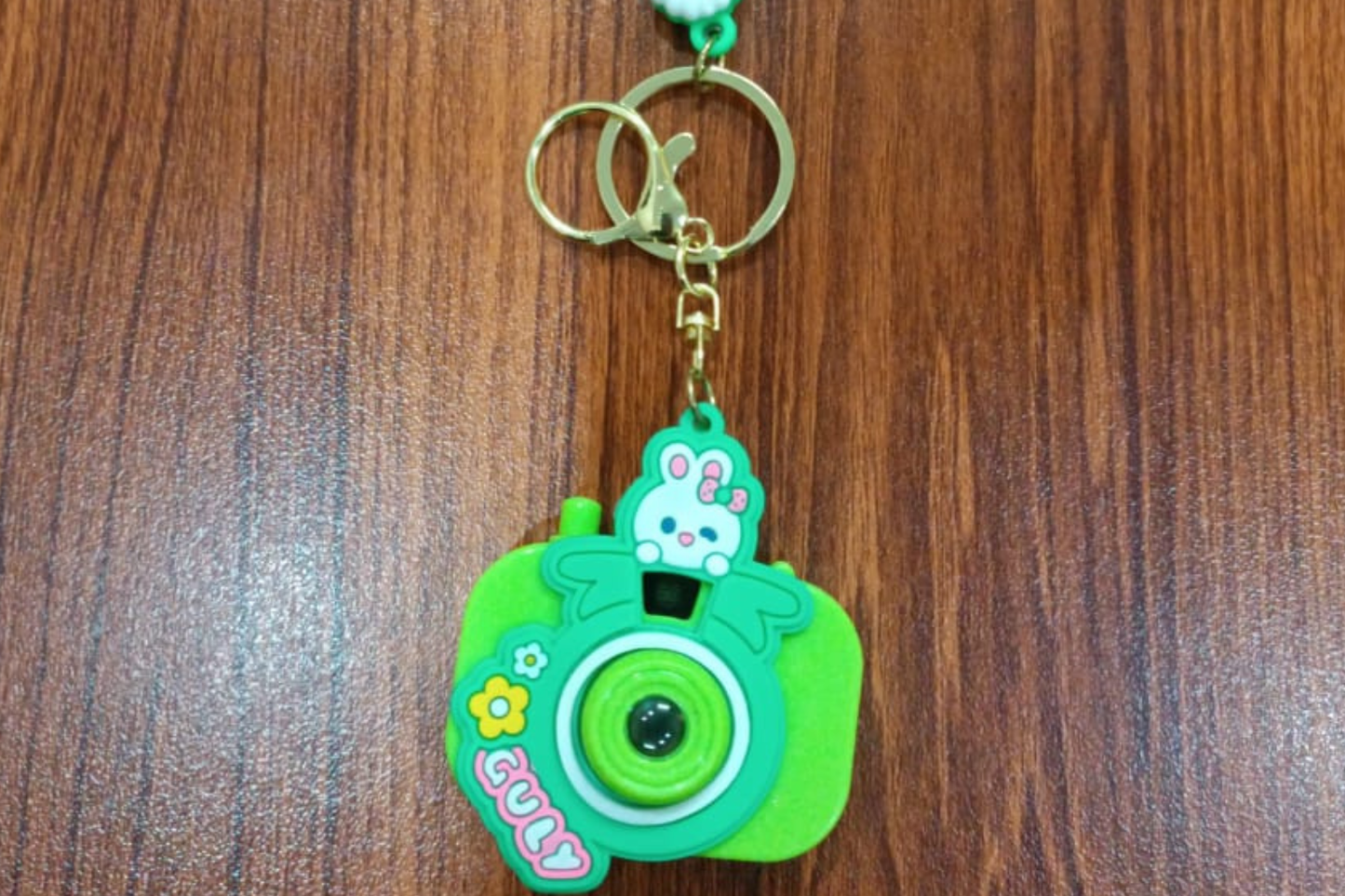 Camera Keychain Toy – Cute Mini Toy with Anime Projection & Strap