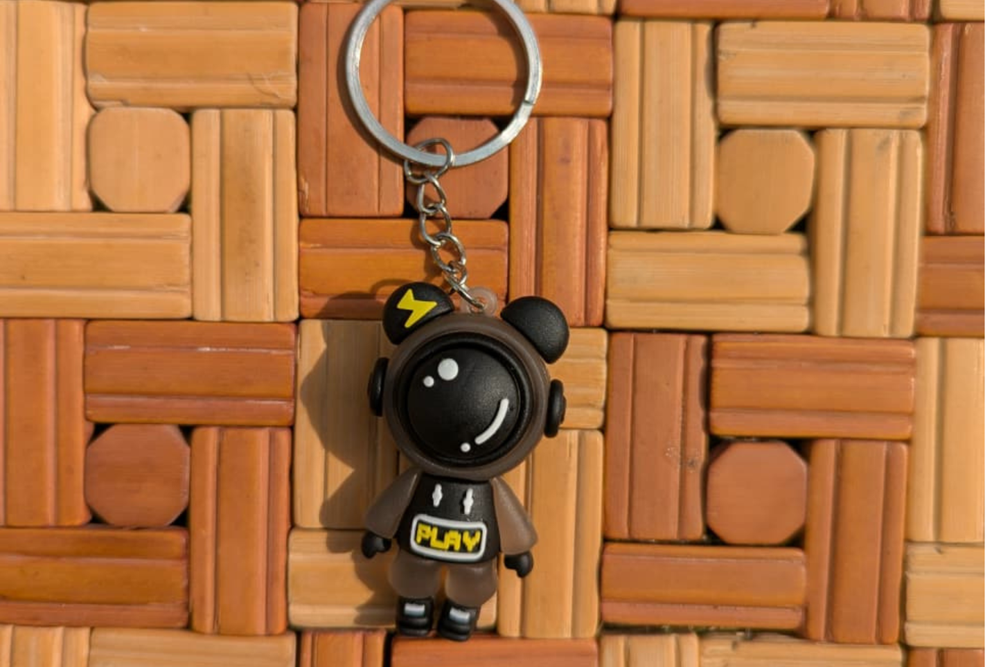 Mini Robot Figure Key Ring for Keys, Bags & Backpacks | Kids Gift | Cute Astronaut Cartoon Keychain