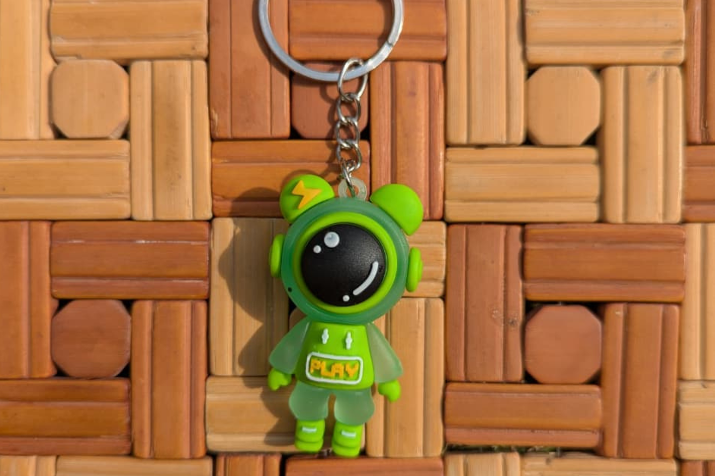 Mini Robot Figure Key Ring for Keys, Bags & Backpacks | Kids Gift | Cute Astronaut Cartoon Keychain